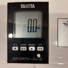 タニタ　体重体脂肪計の画像