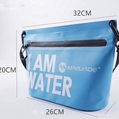 新品　斜めがけバック　ブルーの画像