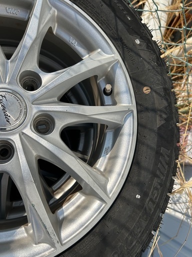 タイトル  NEXEN スタッドレス 195/65R15 2021年製 溝9分山 Exceederホイール付 4本 セレナC25使用