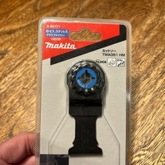 マキタ製　レーザーと新品のオマケ付きの画像