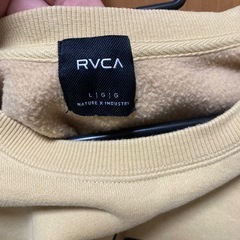 【値下げ中】RVCA  メンズスウェットの画像