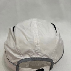 adidas スポーツキャップの画像