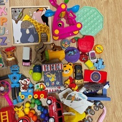 おもちゃ色々セットハッピーセット等の画像