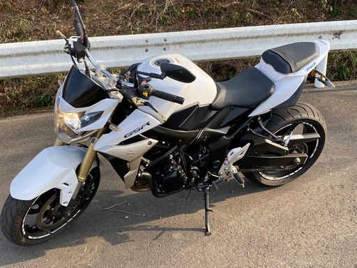 さぁ春のツーリングへ‼️値下げしました‼️112馬力‼️車検取り立て‼️SUZUKI GSR750フルパワー‼️112馬力‼️