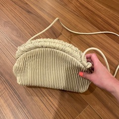 ジャンク　本革レザー　素材取り　プリーツ ギャザー ショルダーバッグ ベージュの画像