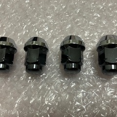 ホイールナットの画像