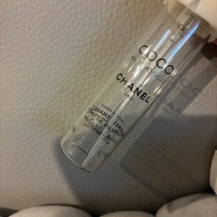 CHANEL 香水　ツイスト＆スプレータイプの本体ケースのみの画像