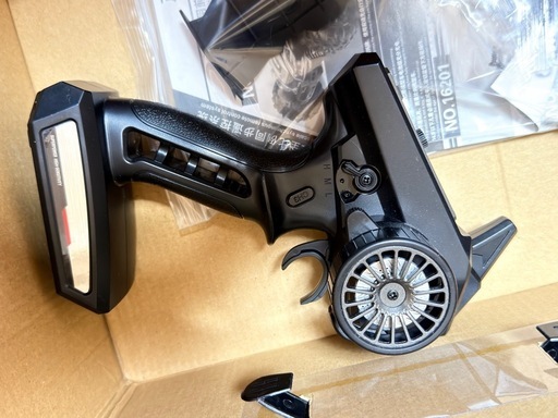 新品なラジコン　4x4