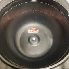 🟥【お譲り先決定しました】TIGER IH炊飯器 1.0L（5.5合）JKT-B101 ブラウンの画像