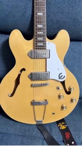 【3月引越し限定】【ケース付】 Epiphone Casino Natural 付属品セット（ヘッドホン等）