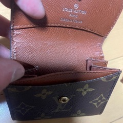 ルイ・ヴィトン財布2つ中古  1つ4500円の画像