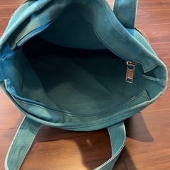 MARC JACOBS ロゴ入りトートバッグの画像