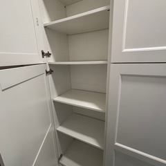 【1/23まで】大容量　キャビネット　扉収納の画像