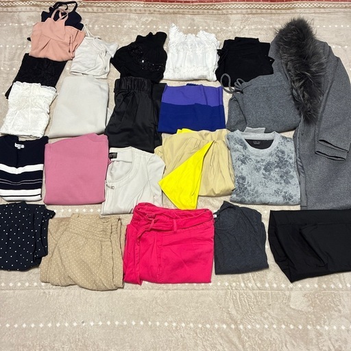 ADORE含むレディース服まとめ売り　約60点