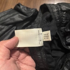 アディダス　黒　　ジャージ　400円の画像