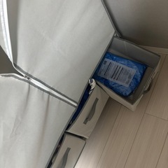 洋服ラック チャック付きの画像