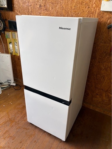 A1817 Hisense ハイセンス 2ドア冷蔵庫 135L 2022年製