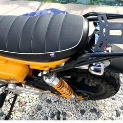 リアキャリア+カスタムシート　モンキー125　セット販売　タンデムシート段付きシート　6cmローダウン　　の画像