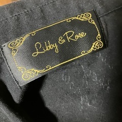 Libby&Rose 英字総柄シャツ ブラック 長袖 メッセージプリント 羽織りの画像