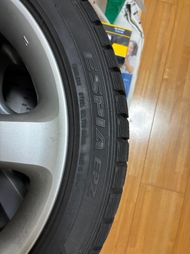 【取引者決定】古いスタッドレスタイヤ　215/45R17 レガシィなど
