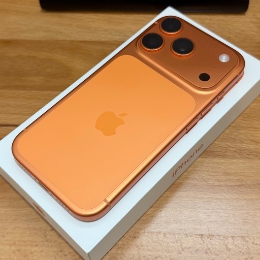 Apple iPhone17 Pro コズミックオレンジ 256GB