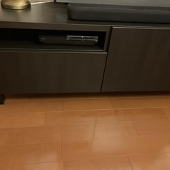 BESTÅ/ベストー　テレビ台　ブラック　180x40x38cm
　　の画像