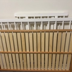 ファルスカ  ベビーベッドの画像