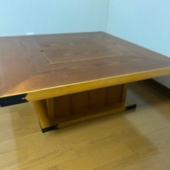 【掘りごたつ風 木製ローテーブル（90×90cm／天板開閉）】の画像