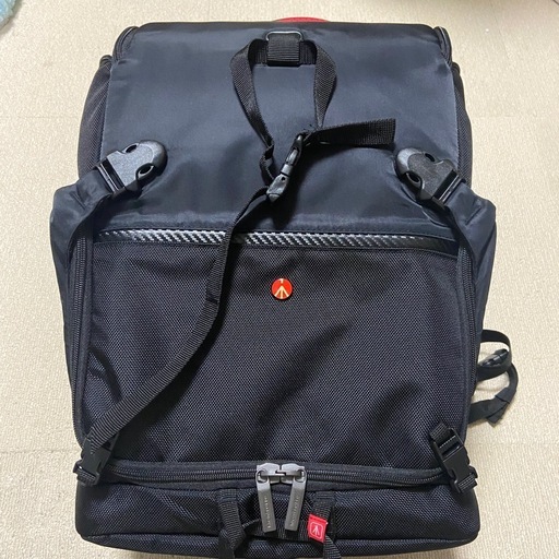 【新品】カメラリュック　Manfrotto マンフロット MB MA-BP-TL-CA バックパック 黒