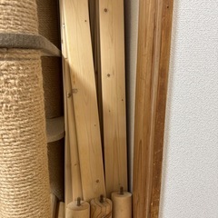 シングルベッドフレーム（2口コンセント付き）＋厚めマットレス 中古 解体済み
の画像