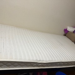 シングルベッドの画像