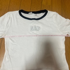 GAP ショート丈ロンTの画像