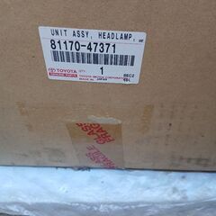 新品/美品 プリウス ZVW30 前期 純正 左ヘッドライト 左ライトの画像