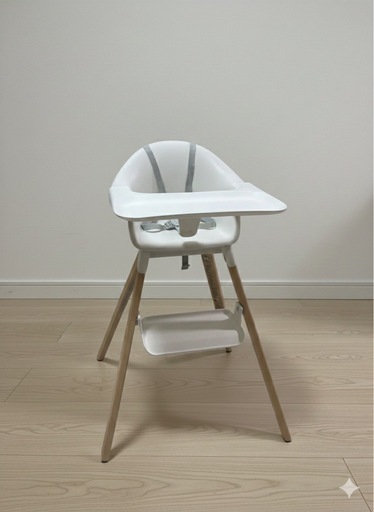 ストッケ クリック (Stokke Clikk) ホワイト｜専用クッション付