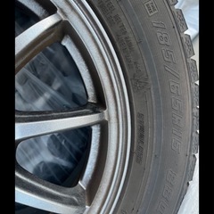 スタッドレスタイヤ ホイール4本セット185/65R15の画像
