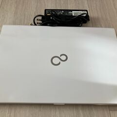 【Office2024】タッチパネル富士通ノートPCの画像