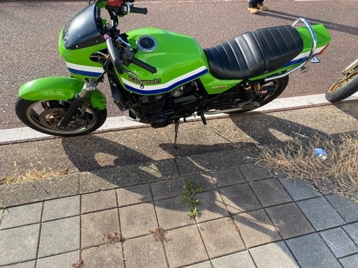 zrx400一型