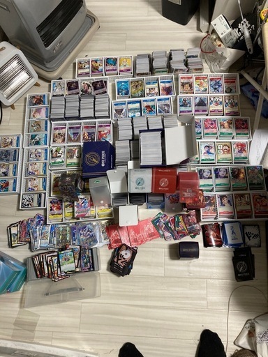 【大量]ONE PIECE TCGワンピースカード数千？枚＋古いデュエル・マスターズ古いカードセット！希少スリーブ付き・コレクター必見