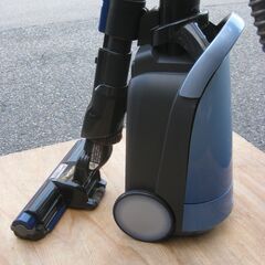 ★日立    紙パック式掃除機　 CV-PC500　　２０１６年製　　美品の画像