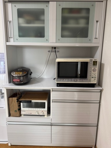 食器棚