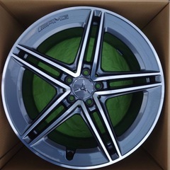 メルセデスベンツ　C118　CLAクラス　CLA45SAMG純正 ホイールのまみの画像