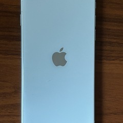 iPhoneSE2 128GB ホワイト　SIMフリー　中古品　※本体のみの画像