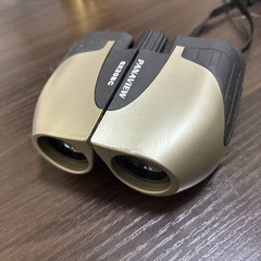 双眼鏡の画像
