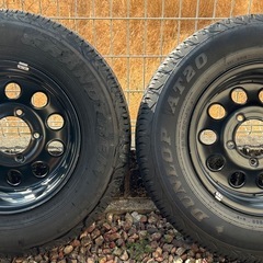 ジムニーシエラ純正タイヤホイールセット2本
の画像