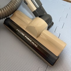 アイリスオーヤマ サイクロンクリーナー 掃除機 2021年製の画像