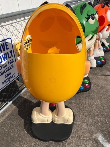M&M's 店頭ディスプレイ　エムアンドエムズ