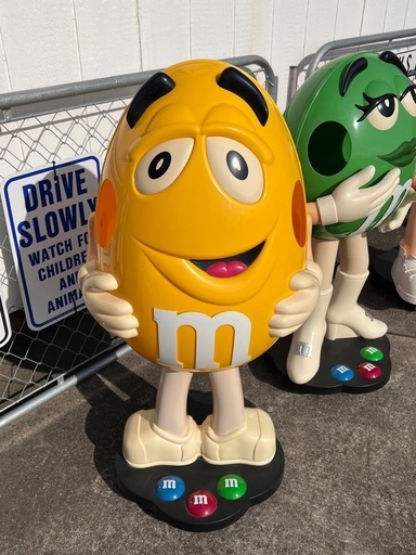 M&M's 店頭ディスプレイ　エムアンドエムズ