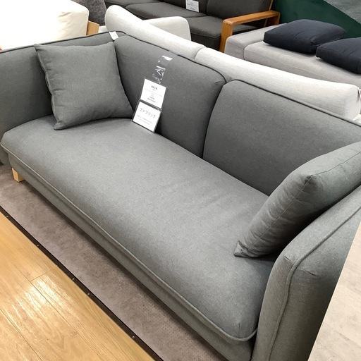 【軽トラ貸し出し無料！】桜屋工業　3人掛けソファー入荷しました！