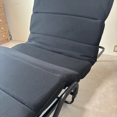 折りたたみベッド 
の画像