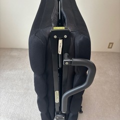 折りたたみベッド 
の画像